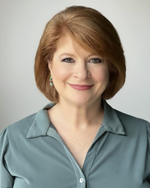 <b>Sari Padorr</b><br> AGENT